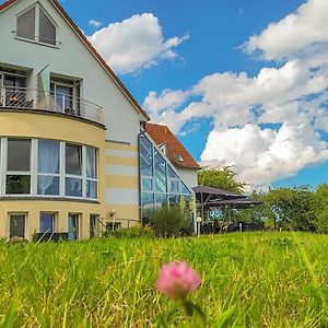 Hotel Sonnenhaken Buschvitz Exterior photo