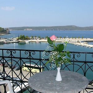 Karalis City Hotel Pylos Exterior photo