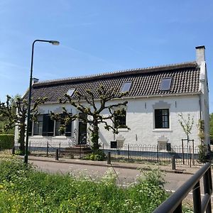 Beautiful Renovated Farmhouse Hotel Ankeveen Exterior photo