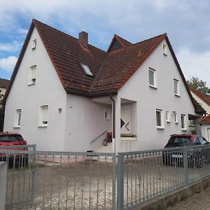 Ferienwohnung Kastanie Zirndorf Exterior photo