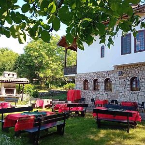 Bolyarska Kesta Za Gosti Pri Strangata Hotel Arbanasi Exterior photo