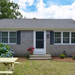 Coastal Haven In West Dennis Villa Exterior photo