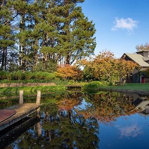 The Lakeside Barn - Design Masterpiece With Views! Villa Wildes Meadow Exterior photo