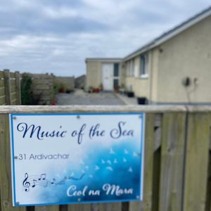 Music Of The Sea- Isle Of South Uist, Hs8 5Rf Appartement Clachan  Exterior photo