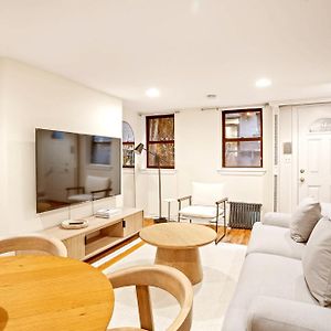 2Br 1Bath Charm In The City Appartement New York Exterior photo