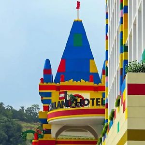 Almas Puteri Harbour Suite Johor Bahru Cosy Room 5 Min To Legoaland Medini Near 2Nd Link By Homespace Iskandar Puteri Exterior photo