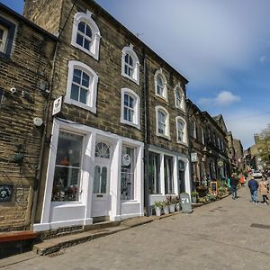 69 Main Street Appartement Keighley Exterior photo