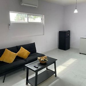 Bonito Y Centrico Appartement Nuevo Laredo Exterior photo