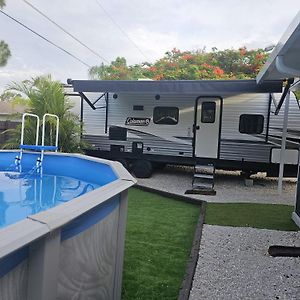 Cozy Caravan In Wonderful Fort Myers Hotel Exterior photo