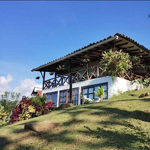 San Joaquin Campestre Bed and Breakfast Belen de Umbria Exterior photo