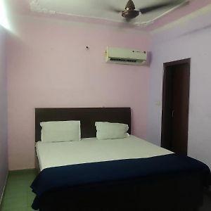 Hotel Golden Height2 Chandīgarh Exterior photo