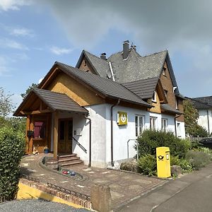 Apartment Zur Alten Post Ulrichstein Exterior photo