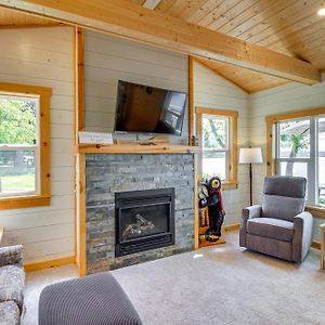 Lake Hubert Cabin With Private Deck And Boat Dock Villa Nisswa Exterior photo