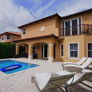 Serene Miami Pool Home Tamiami Exterior photo