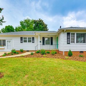 Dogwood Cottage With Fireplace 1 Mi To University Highpoint Exterior photo