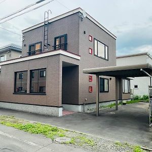 Y'Sハウス Appartement Chitose  Exterior photo