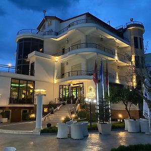 Garden Boutique Hotel Elbasan Exterior photo