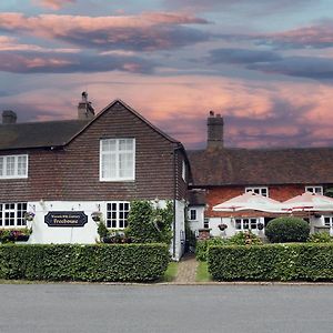 Two Sawyers Hotel Pett Exterior photo