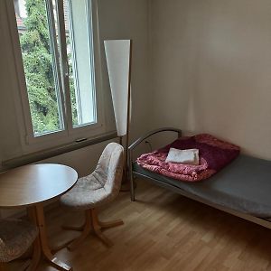 Zi C Fuer 2Per Naehe Solothurn U Parkplatz Appartement Derendingen Exterior photo