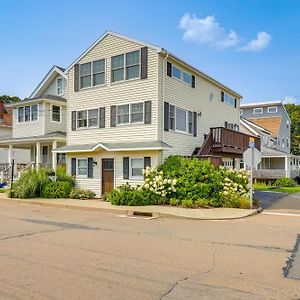 Sunny East Haven Home With Grill Walk To Beaches! West Haven Exterior photo