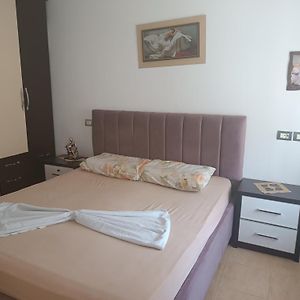 Apartament For Rent Elis Appartement Berat Exterior photo