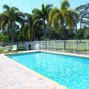 Golf Course View & Heated Pool Home Lake Worth Beach Exterior photo