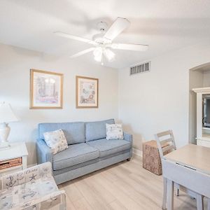 Beachy Suite 8 Clearwater Beach Exterior photo