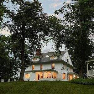 The Pearson House With Waterfront, Boat, Hot Tub, Movie Theater & Firepit Villa Auburn Exterior photo