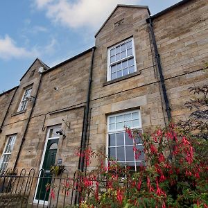 Pass The Keys Charming Edwardian Stone Cottage Countryside Views Stainton  Exterior photo