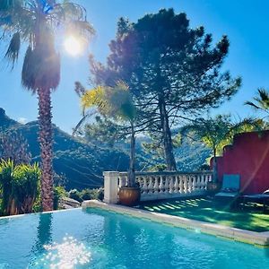 Maison Conviviale A Frejus Avec Piscine A Debordement Villa Exterior photo