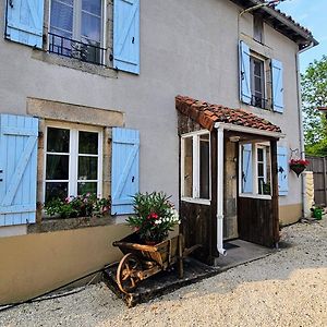 Gite La Petite Colline Villa Pagéas Exterior photo