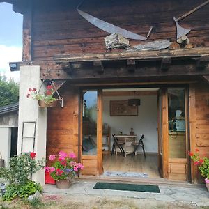 Beau Studio Dans La Vallee De Chamonix Appartement Les Trabets Exterior photo