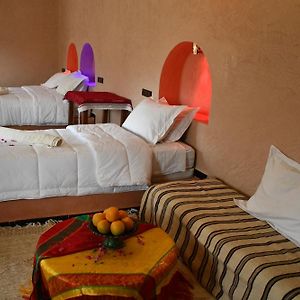 Gite D'Etape Tamaloute Bed and Breakfast Bou Drarar Exterior photo