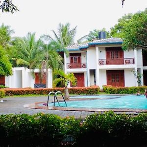 Hotel Sanda Diya - Dambulla Exterior photo