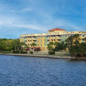 Towneplace Suites By Marriott Fort Walton Beach-Eglin Afb Exterior photo