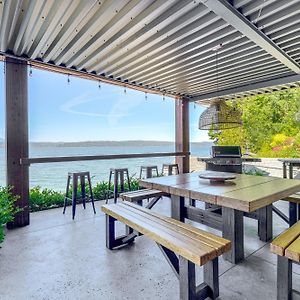 Bayfront Home With Private Beach In Poulsbo! Exterior photo