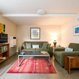 Modern & Open 2Br In Rockridge, Highly Walkable On Oakland Berkeley Border Appartement Exterior photo