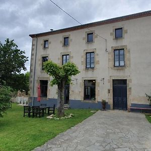 Lit Et Croissants Bed and Breakfast Bertignat Exterior photo