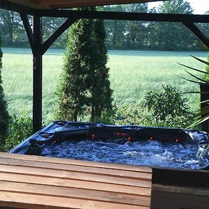 Holiday Home In Reutum Weerselo With Jacuzzi Beekdorp Exterior photo