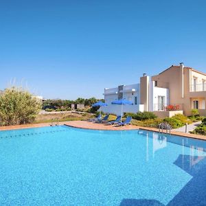 Apartment In Chania With Outdoor Pool Exterior photo