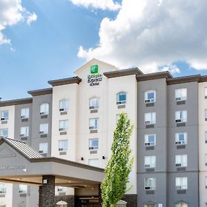 Holiday Inn Express Edmonton North, An Ihg Hotel Exterior photo