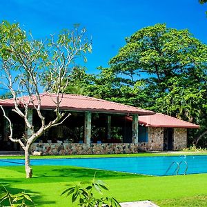 Queensbury Lake Resort Panadura Exterior photo