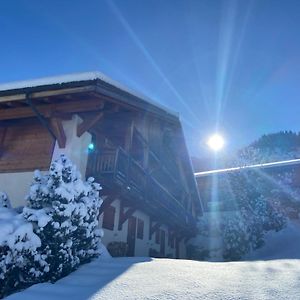 Lovely 4 Bedroom Apt Ski-In Ski-Out With Sauna Les Houches Exterior photo