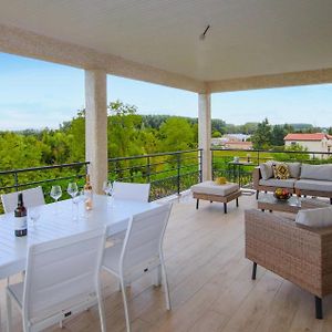 Stunning Home In Moras-En-Valloire With Kitchen Exterior photo