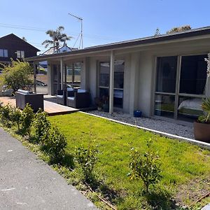 Mount Golf & Beach Retreat Villa Mount Maunganui Exterior photo