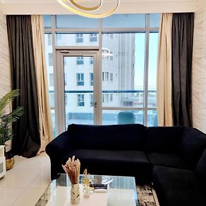 Sea View Balcony One Bed Slice Of Luxury Manama Appartement Exterior photo