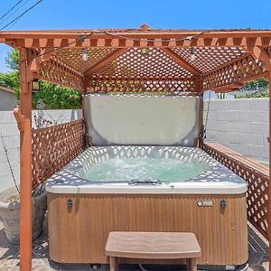 5 Bedroom Jacuzzi Retreat 12 Miles To Disneyland Norwalk Exterior photo