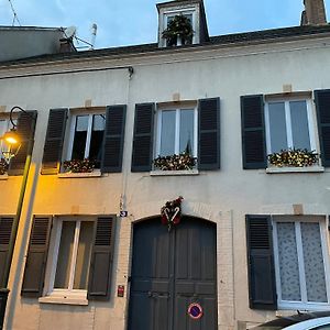 Les Glycines Bed and Breakfast Bonneval  Exterior photo