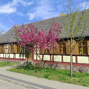 Historisches Bauernhaus Villa Lunow-Stolzenhagen Exterior photo