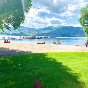 Beachside Bliss! Appartement West Kelowna Exterior photo